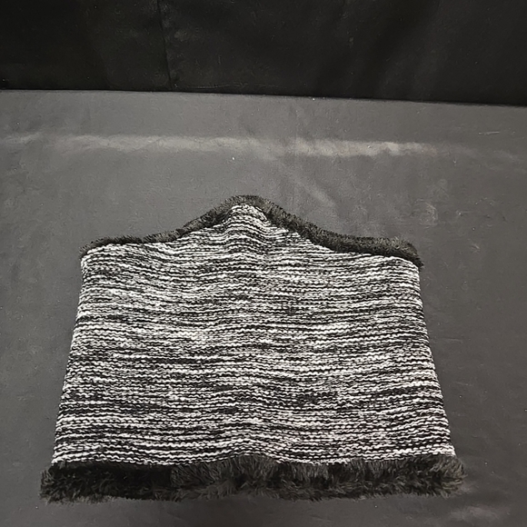 3 Pc Adult Unisex Beanie Gloves Neck Warmer Set Warm Knit Touchscreen Fingertips - Picture 4 of 9